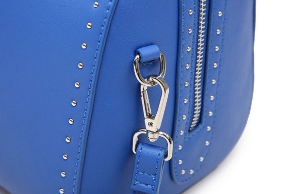 zoom de côté sac à main bleu, accessoires de mode pour femmes à Lyon.Bijoux, montres, écharpes...