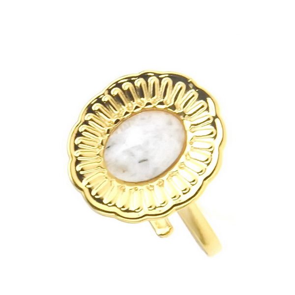 Bague dorée réglable en acier inoxydable avec pierre naturelle pierre de lune accessoires de mode pour femmes à Lyon, bijoux, écharpes, montres....